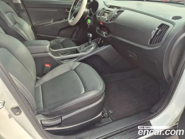 Kia Sportage 2011 2.0 АКПП, миниатюра 10 Kia Sportage 2011 2.0 АКПП, миниатюра 10