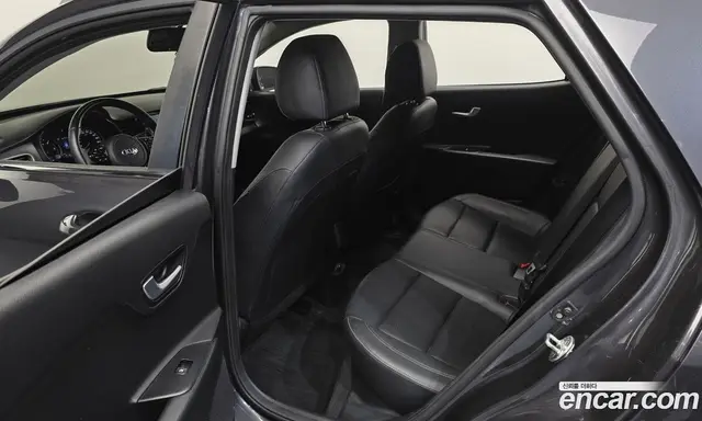 Kia Stonic 2017 1.6 АКПП, миниатюра 12