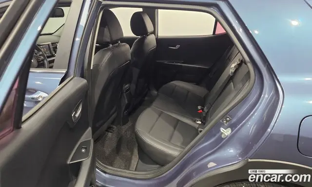 Kia Stonic 2019 1.4 АКПП, миниатюра 11