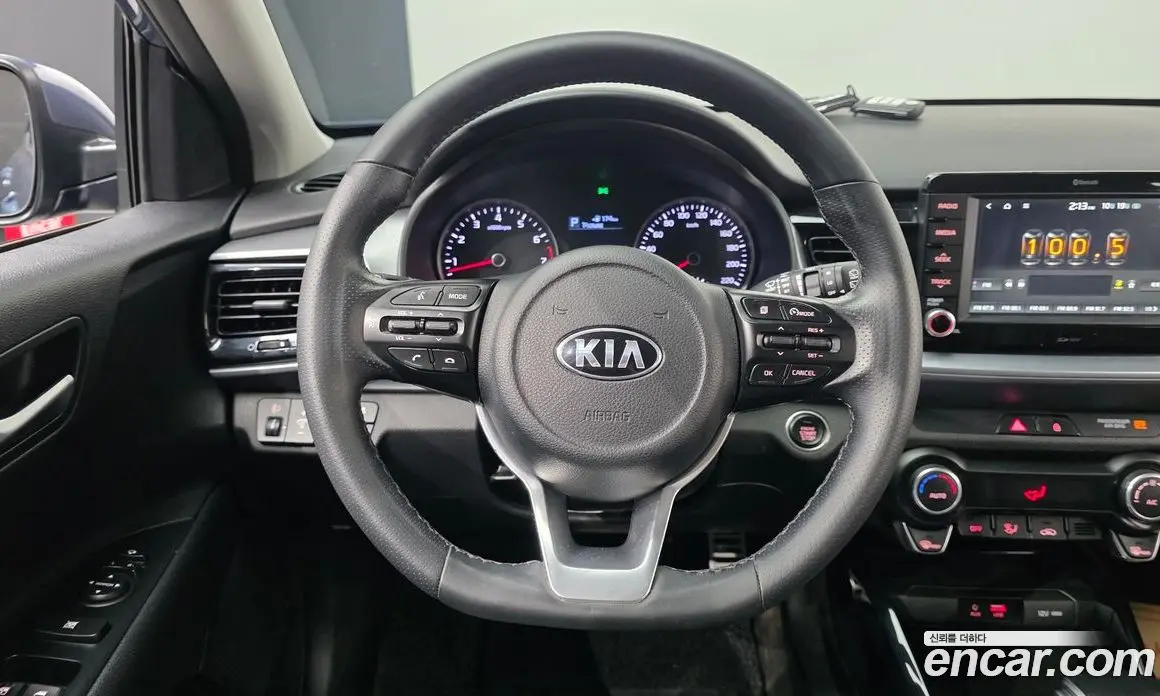 Kia Stonic 2019 1.4 АКПП, фото 15