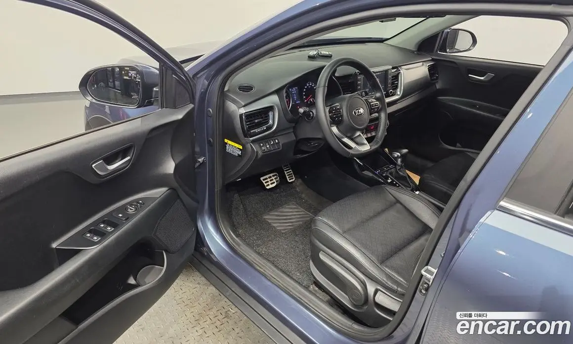 Kia Stonic 2019 1.4 АКПП, фото 10
