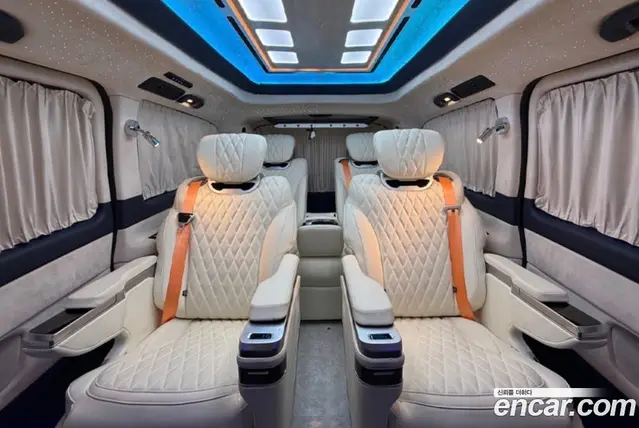 Mercedes-Benz V-Class 2023 2.0 АКПП, миниатюра 11 Mercedes-Benz V-Class 2023 2.0 АКПП, миниатюра 11