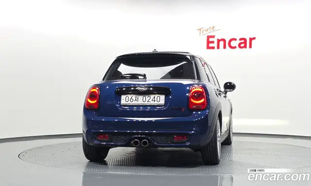 Mini Cooper 2016 2.0 АКПП, миниатюра 3