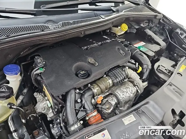 Peugeot 2008 2015 1.6 АКПП, миниатюра 6