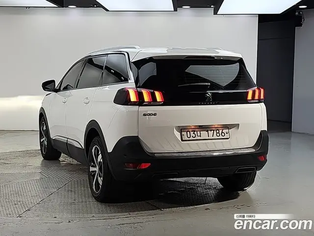 Peugeot 5008 2018 1.6 АКПП, миниатюра 3