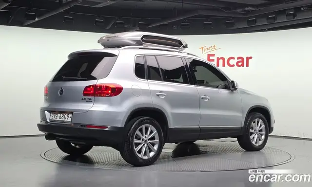 Volkswagen Tiguan 2012 2.0 АКПП, миниатюра 2