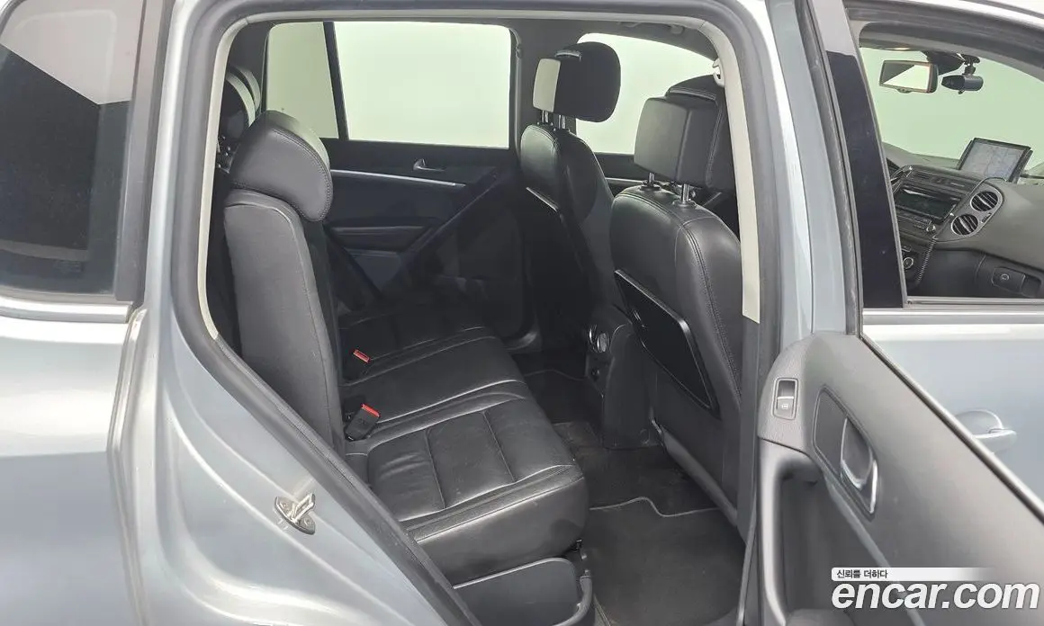 Volkswagen Tiguan 2012 2.0 АКПП, фото 12