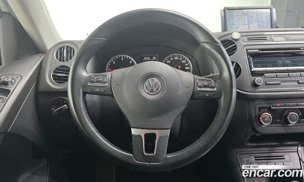 Volkswagen Tiguan 2012 2.0 АКПП, фото 13
