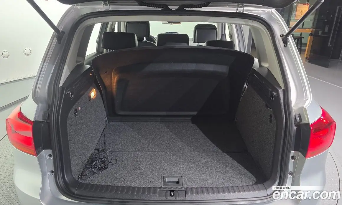 Volkswagen Tiguan 2012 2.0 АКПП, фото 20