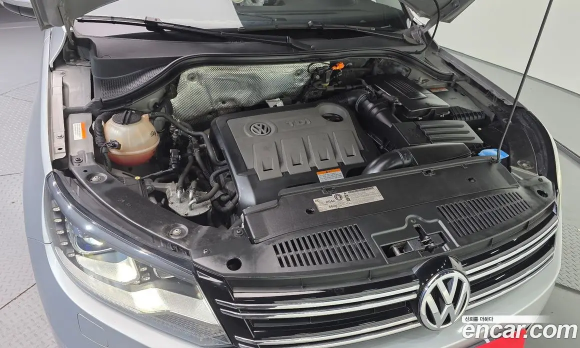 Volkswagen Tiguan 2012 2.0 АКПП, фото 6