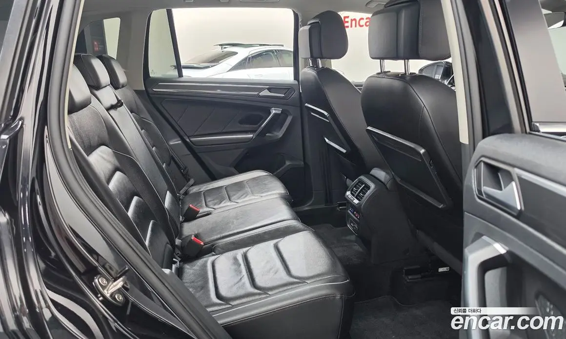 Volkswagen Tiguan 2020 2.0 АКПП, фото 12