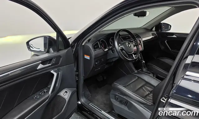 Volkswagen Tiguan 2020 2.0 АКПП, миниатюра 10