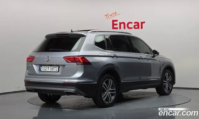 Volkswagen Tiguan 2020 2.0 АКПП, миниатюра 2