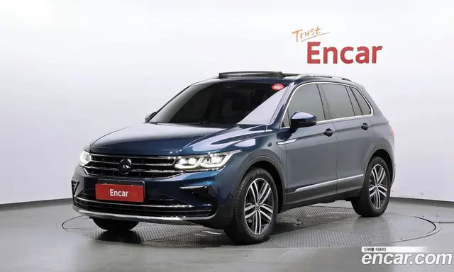Volkswagen Tiguan, 2022, 57 241 км