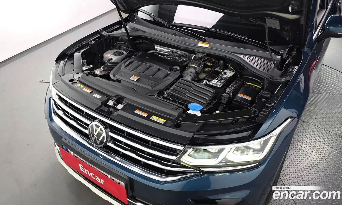 Volkswagen Tiguan 2022 2.0 АКПП, фото 6