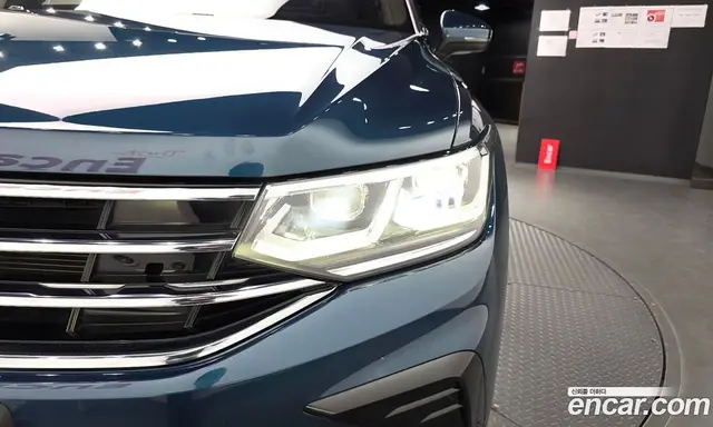 Volkswagen Tiguan 2022 2.0 АКПП, миниатюра 8
