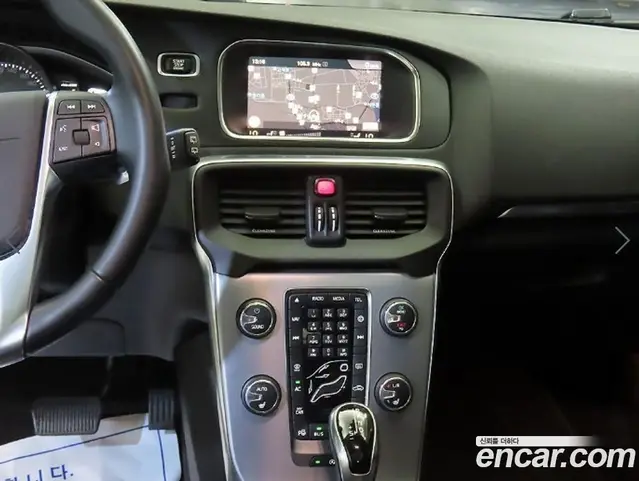 Volvo V40 2017 2.0 АКПП, миниатюра 11