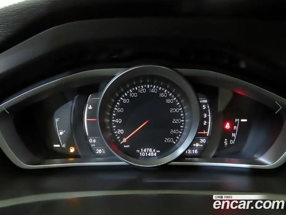 Volvo V40 2017 2.0 АКПП, фото 9