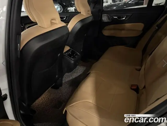 Volvo V60 2021 2.0 АКПП, миниатюра 5 Volvo V60 2021 2.0 АКПП, миниатюра 5