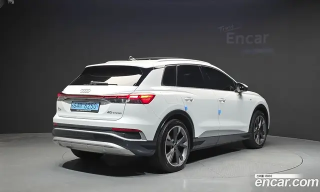 Audi Q4 e-tron 2022 0.2 АКПП, миниатюра 2
