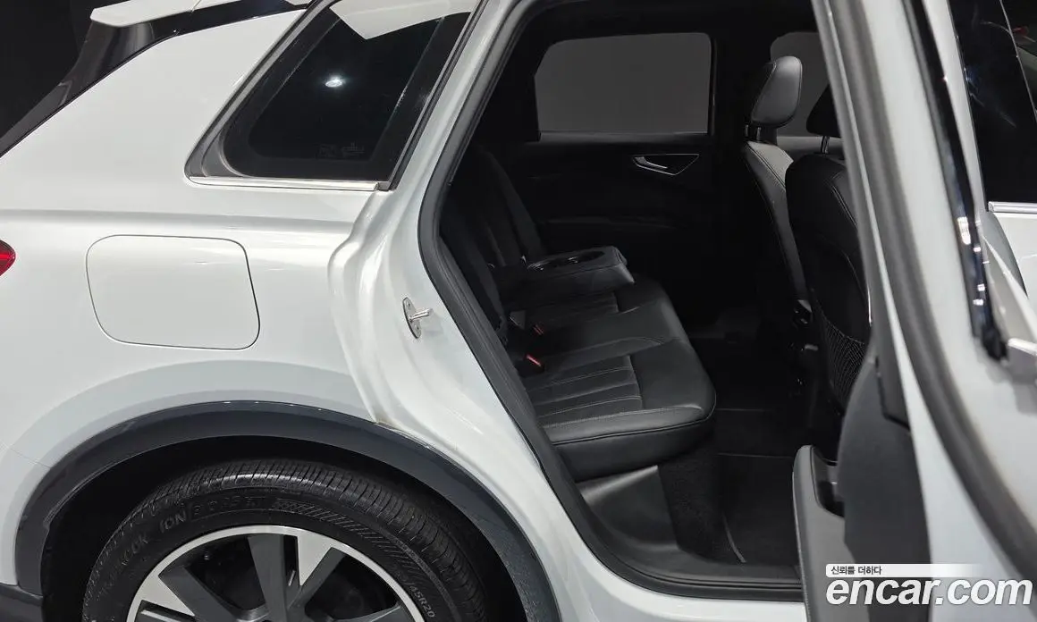 Audi Q4 e-tron 2022 0.2 АКПП, фото 17