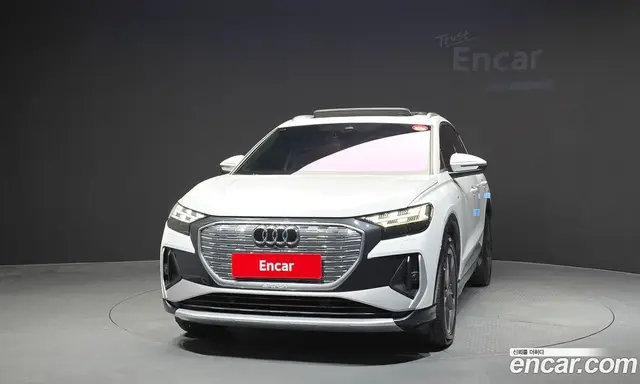 Audi Q4 e-tron 2022 0.2 АКПП, миниатюра 3