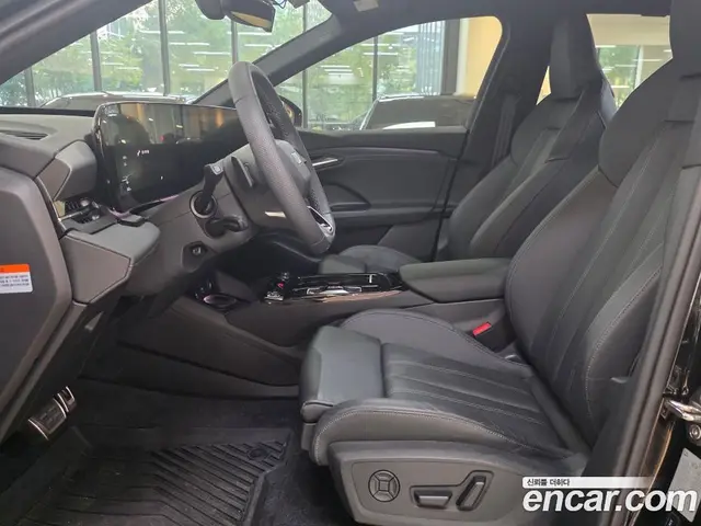 Audi Q6 e-tron 2025 0.1 АКПП, миниатюра 10