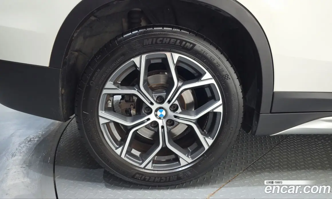 BMW X1 2021 2.0 АКПП, фото 5