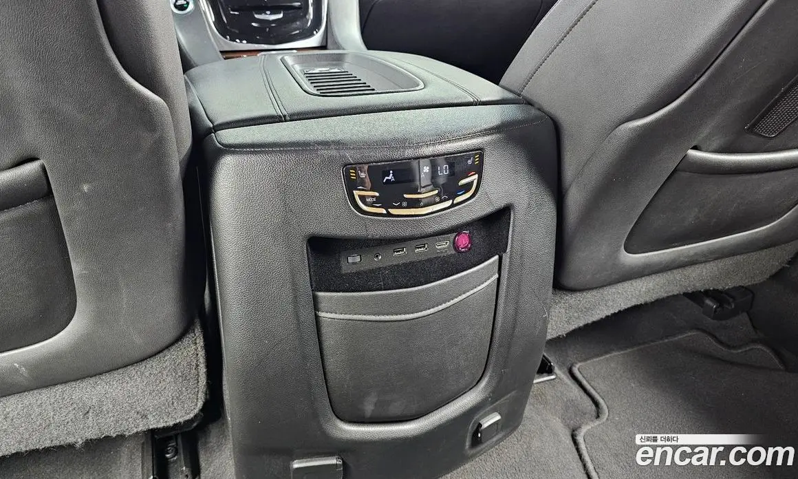 Cadillac Escalade 2018 6.2 АКПП, фото 18
