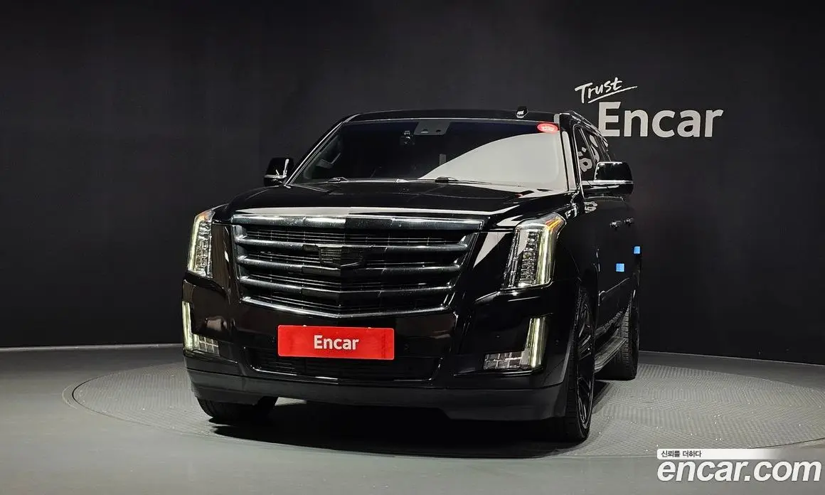 Cadillac Escalade 2018 6.2 АКПП, фото 3