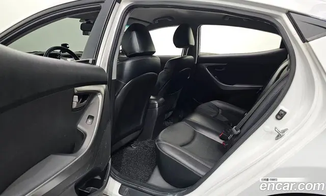 Hyundai Avante 2010 1.6 АКПП, миниатюра 11