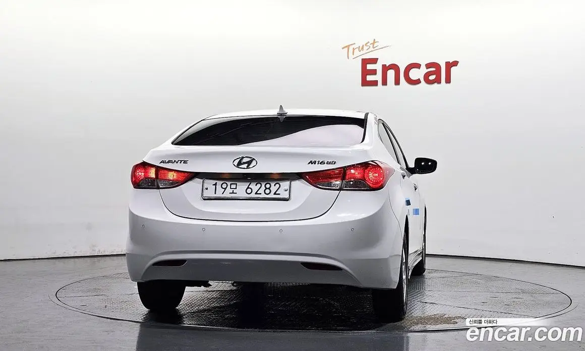 Hyundai Avante 2010 1.6 АКПП, фото 4