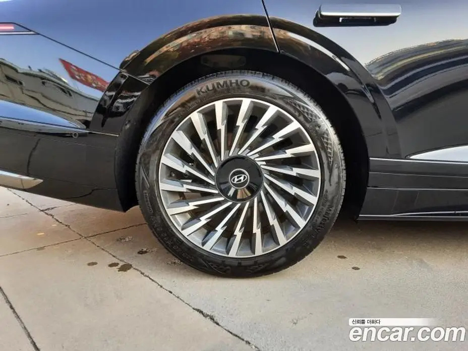 Hyundai Grandeur 2023 1.6 АКПП, фото 18