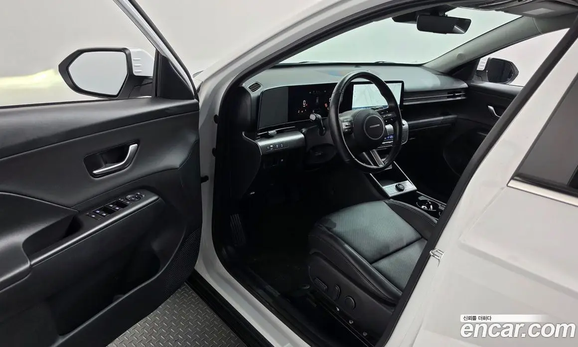 Hyundai Kona 2023 2.0 АКПП, фото 13