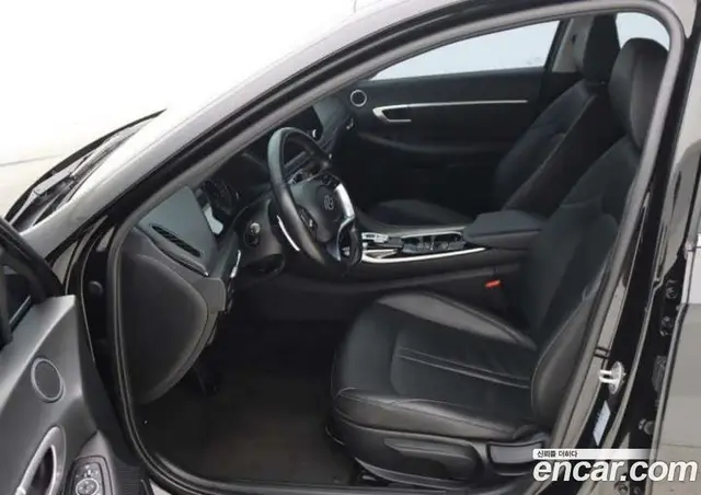 Hyundai Sonata 2023 2.0 АКПП, миниатюра 4 Hyundai Sonata 2023 2.0 АКПП, миниатюра 4