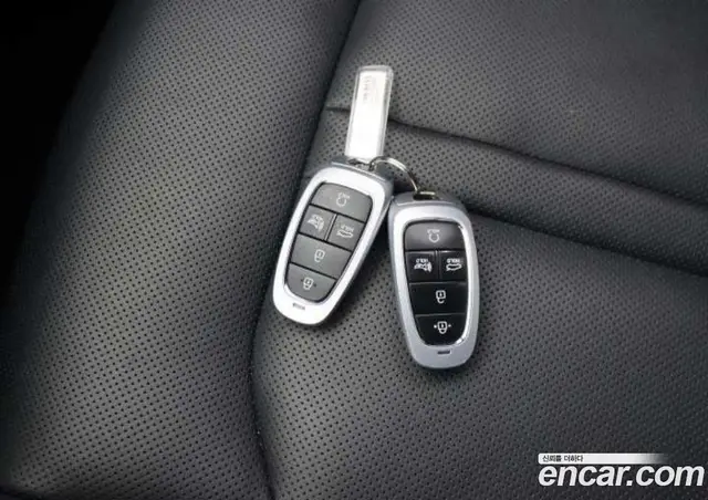 Hyundai Sonata 2023 2.0 АКПП, миниатюра 9 Hyundai Sonata 2023 2.0 АКПП, миниатюра 9