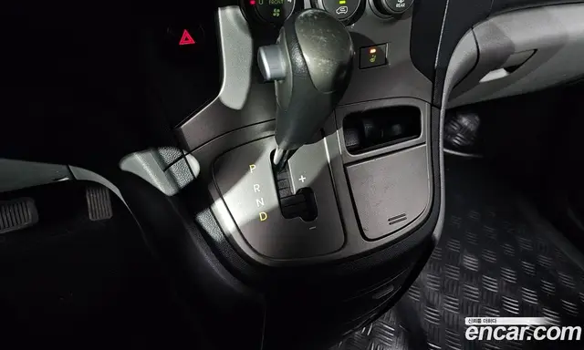 Hyundai Starex 2011 2.5 АКПП, миниатюра 9