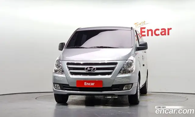 Hyundai Starex 2016 2.5 АКПП, миниатюра 3