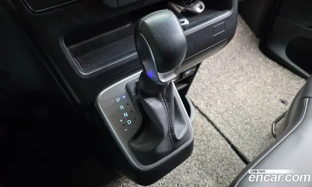 Hyundai Staria 2023 2.2 АКПП, миниатюра 12