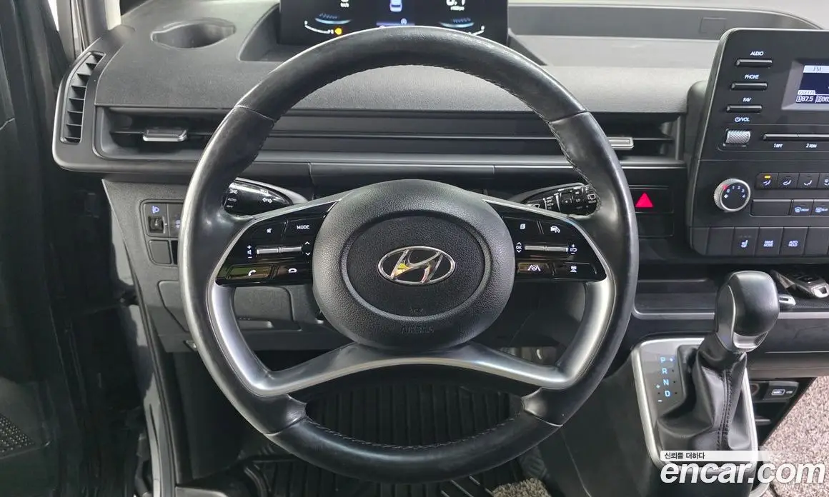 Hyundai Staria 2023 2.2 АКПП, фото 19