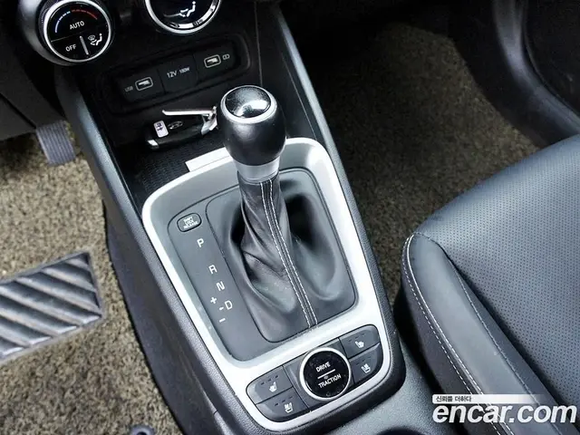 Hyundai Venue 2021 1.6 АКПП, миниатюра 11