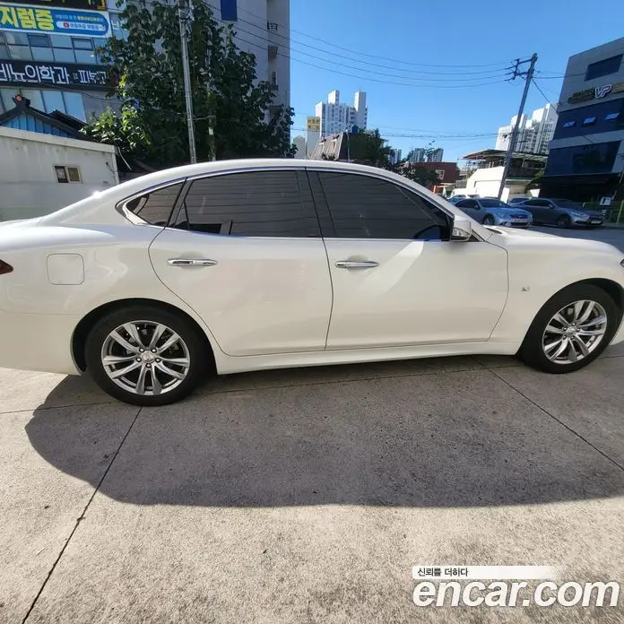 Infiniti Q70 2018 3.7 АКПП, фото 13