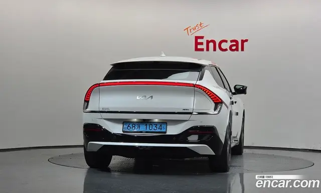 Kia EV6 2023 0.1 АКПП, миниатюра 3