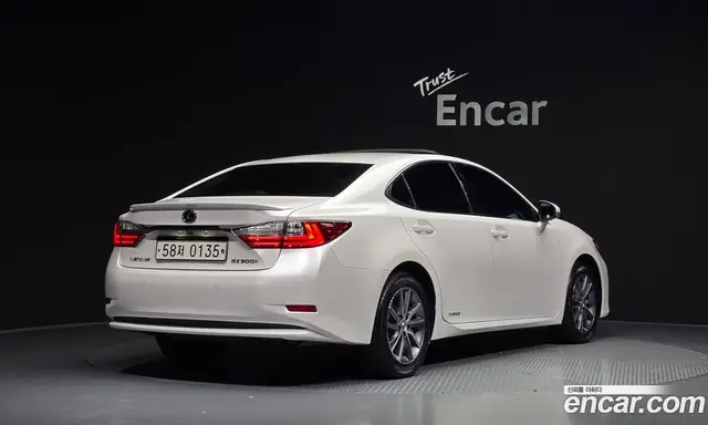Lexus ES, 2016, 162 639 км