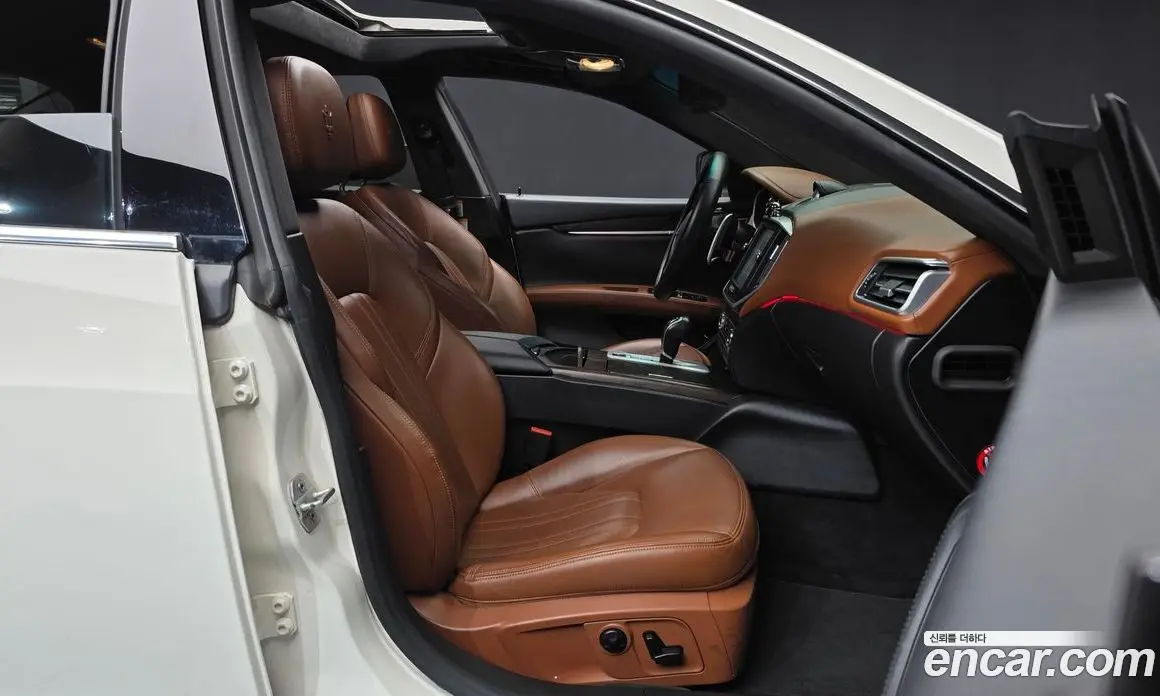 Maserati Ghibli 2016 3.0 АКПП, фото 11
