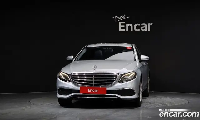 Mercedes-Benz E-Class 2017 1.9 АКПП, миниатюра 3