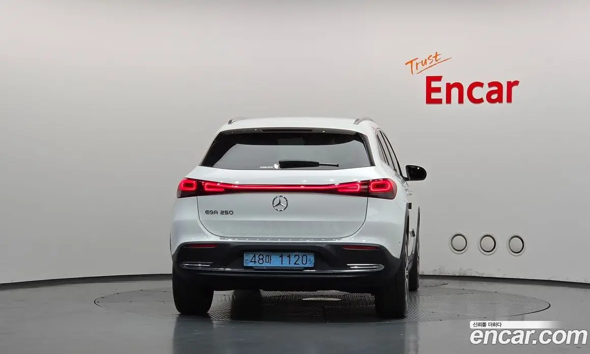 Mercedes-Benz EQA 2021 0.2 АКПП, фото 4