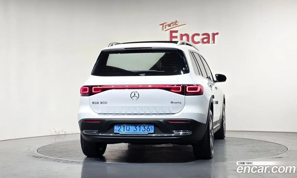 Mercedes-Benz EQB 2024 0.2 АКПП, фото 4