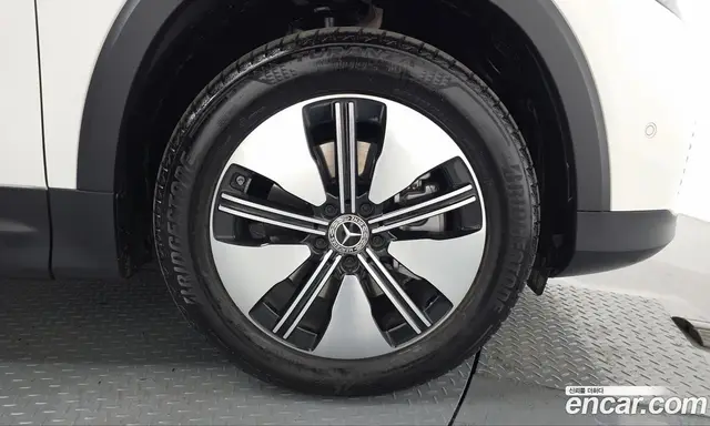 Mercedes-Benz EQB 2024 0.2 АКПП, миниатюра 7