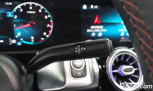 Mercedes-Benz GLB-Class 2021 2.0 АКПП, миниатюра 11